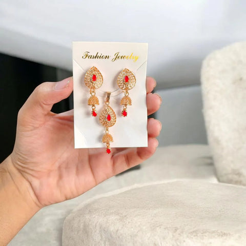 Modern 1 Carat Gold-Plated Crystal Pendant Set for Women