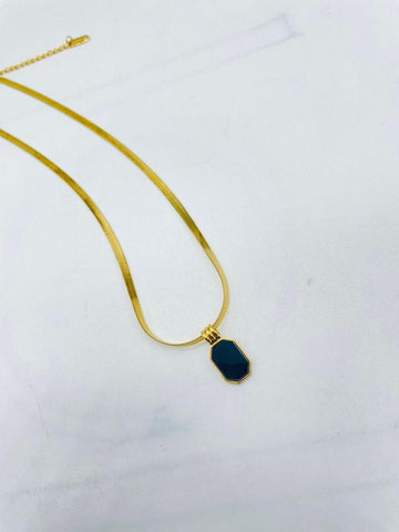 Gold-Plated Black Stone Pendant — Elegant Classic Necklace Accent