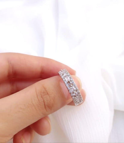 Silver-Plated Clear Crystal Adjustable Ring - Elegant Unisex