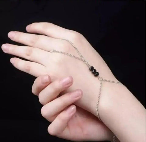 Silver Funky Crystal Chain Bracelet — Black Adjustable Style