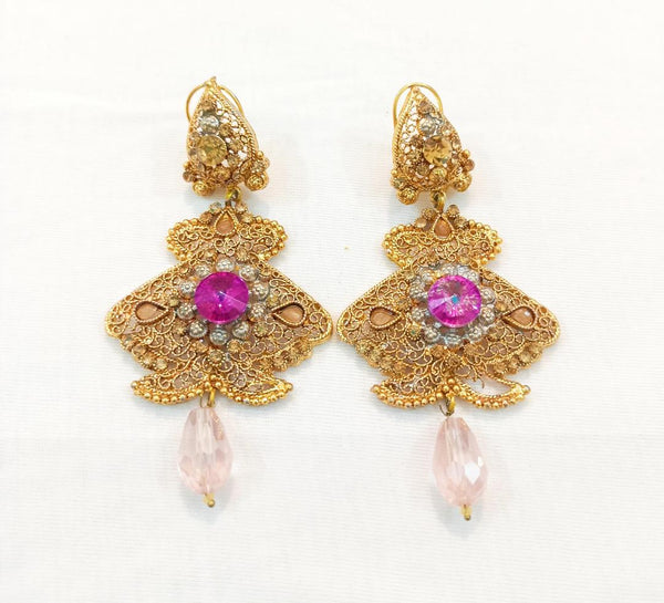 Charming Pink Casting Earrings — 2 Pcs Delicate Set for Women
