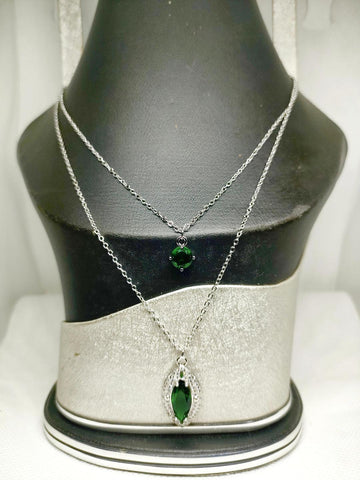 Beauty & Fashion Green-Blue Alloy Pendant — Elegant Everyday Jewelry