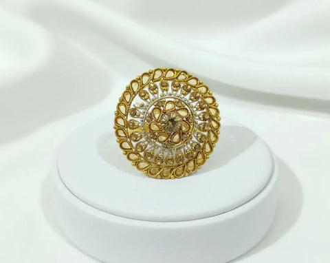 Adjustable Golden Ring - Elegant Casting Finish for Everyday
