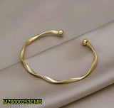 Gold-Plated Wavy Hand Cuff — Curved Statement Bracelet for Party