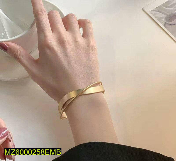 Zigzag X Gold-Plated Hand Bracelet - Casual & Party Accessory