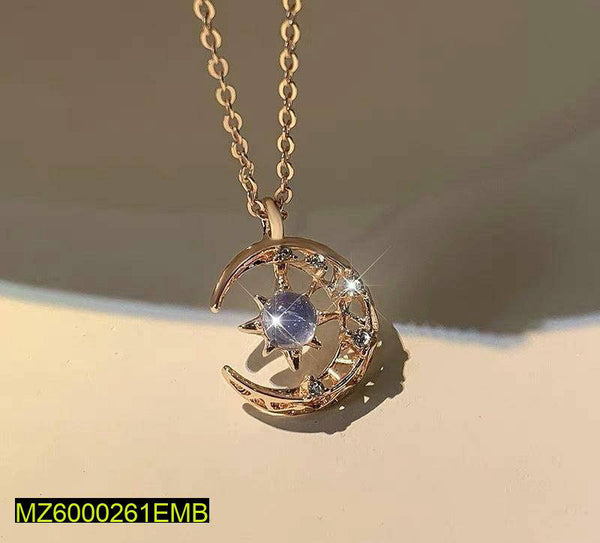 Golden Moon Pendant with Aqua Curb Chain – Elegant Necklace