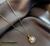 Golden Small Metal Pendant Necklace — Elegant Everyday Charm