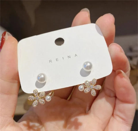 Star Shaped Gold-Plated Alloy Earrings with Off-White Accent