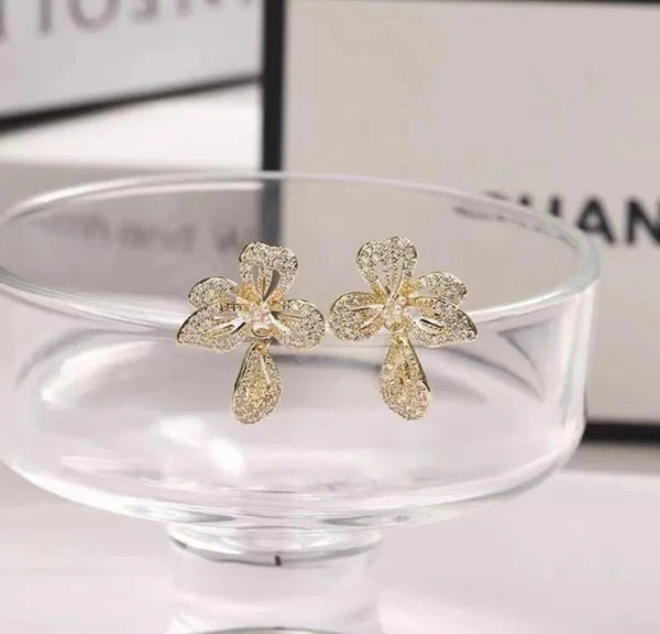 Gold-Plated Alloy Earrings for Women — Elegant Golden Drops