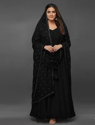 Elegant Black Crinkle Chiffon Maxi Suit with V-Neck Design